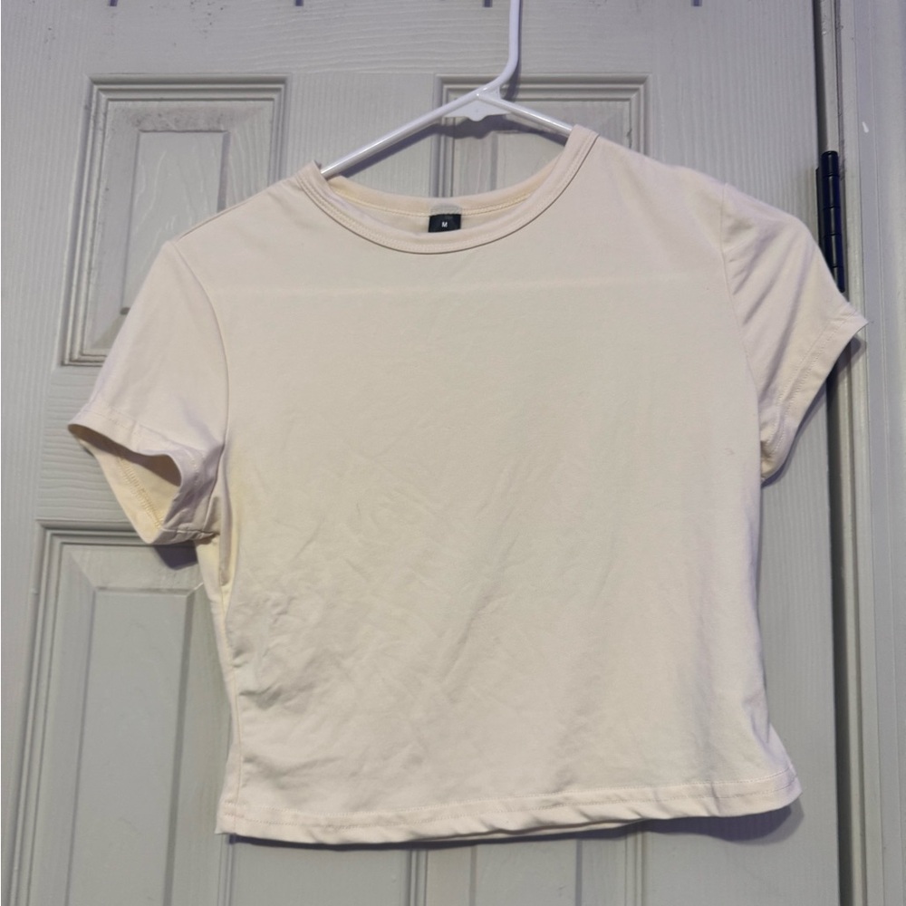 SHEIN Cream Short Sleeve Crop Tee